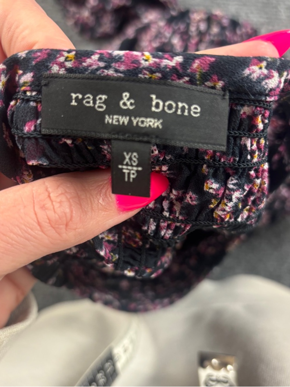 RAG & BONE Women’s Celeste Floral Blouse Black/Pink Long Sleeve size: XS - Picture 5 of 6